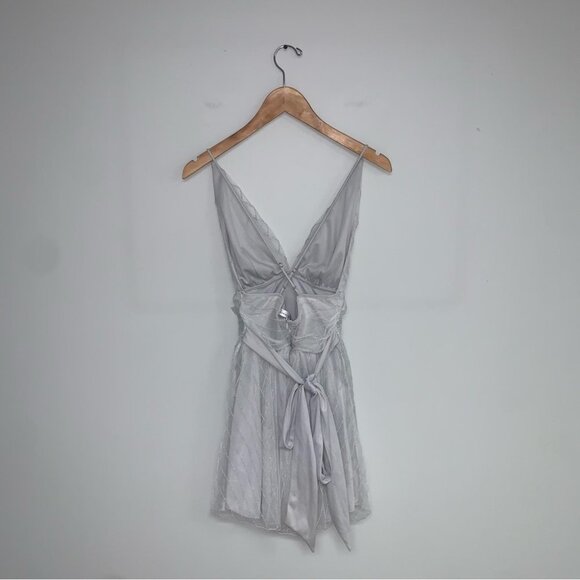 Lucy in The Sky Dress Size XS Silver Tulle Marguerite Plunge A-Line‎ Mini NWOT - Picture 4 of 14